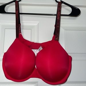 Women’s Victoria Secret Push-up 38D Bra